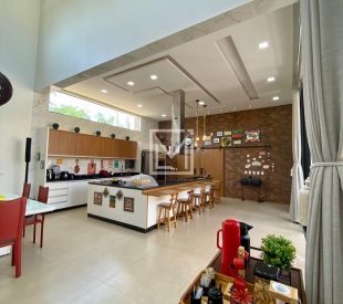 4d210552-da65-45d8-bc8a-b957af8d86a8